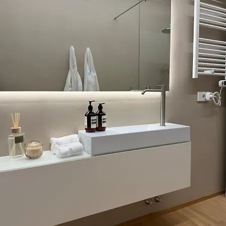 Raro Dimore - Design - Senza Barriere Architettoniche Lecco